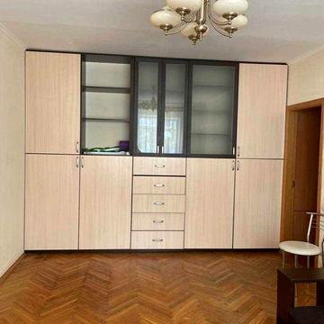 Здаєтся двокімнатна квартира біля дворца Україна.