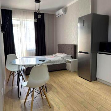 На 3м этаже! Сдаётся светлая квартира в ЖК Корфу