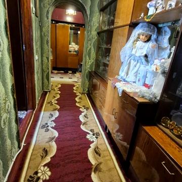 Богдана Хмельницького вул., 10