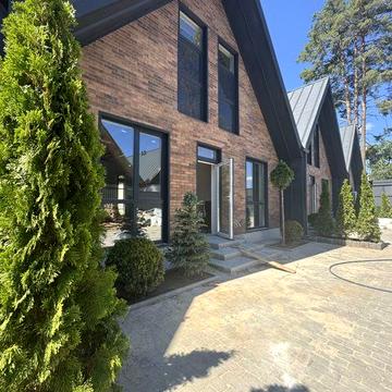 Таунхаус 130м2/єОселя/з власним двором/1,7 соток/газ/БЕЗ КОМІСІЇ