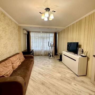 Івана Франка вул., 30