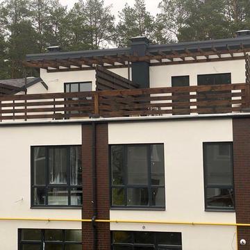 Таунхаус біля Парку з великою терасою!