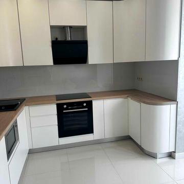 Продам 2 кімнатну в Ірпені по вул Д.Попова , 64м.-107 000у.е.