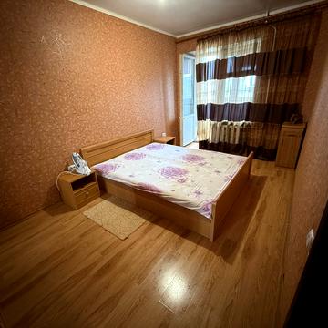 Казанська вул., 18