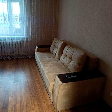 Район Петроцентру,3 кімнатна, ремонт,меблі, техніка