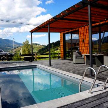 Продається Котедж  з басейном,чан,панорамний вид на Чорногору.