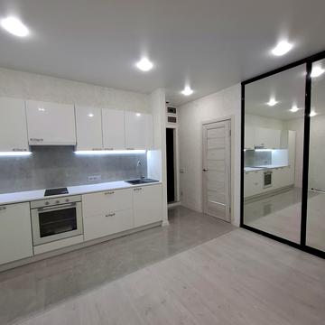 Академіка Сахарова вул., 3