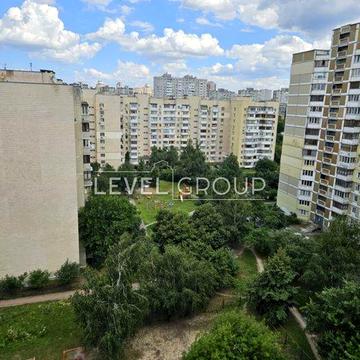 Продаж 3-кімнатної квартири, вул. Ушакова, 16 — м. Академмістечко