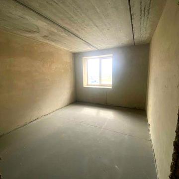 Однокімнатна квартира з балконом без ремонту