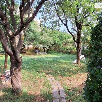 Продаж 3к Дім Миру вулиця