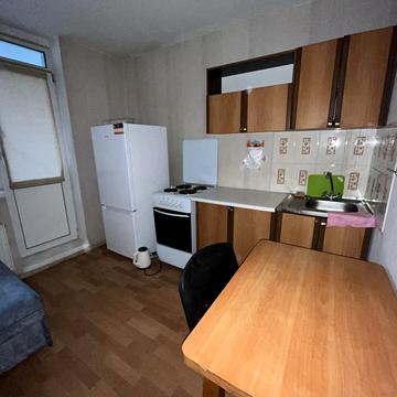 Червоної Калини просп. (Володимира Маяковського), 68