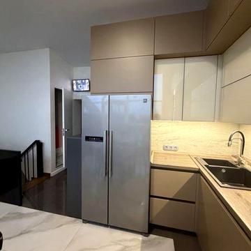 Власник. Здам 2-х-поверхову квартиру з терасою на Прорізній