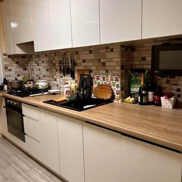 Сдам 2-х комнатную квартиру на Бочарова