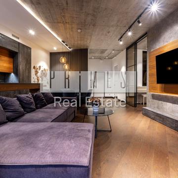 Буслівська вул., 12