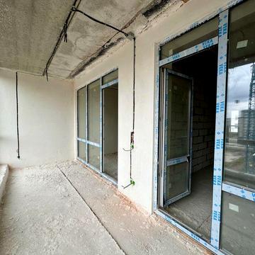 Двокімнатна квартира 71м2 з великою лоджією 11м2, початковий ремонт. ЖК Іділіка