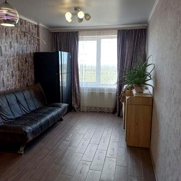 Двокімнатна квартира в ЖК Райдужний, середній поверх, ремонт