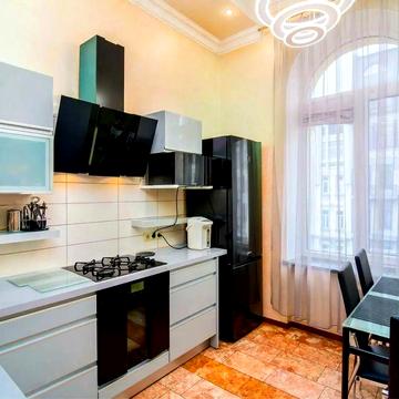 Оренда 2-к квартири , Саксаганського 43