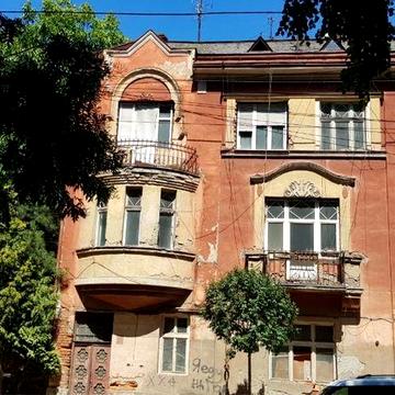 Продаж будинку під комерцію, центр міста біля ОДА та Дрім сіті