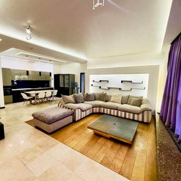 Панаса Мирного 17. Квартира оренда, без комісіі.