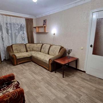 Здам в аренду 2 кімнатну квартиру, район 3 школи.