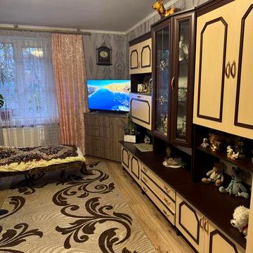 Продам квартиру смт. Стрижавка