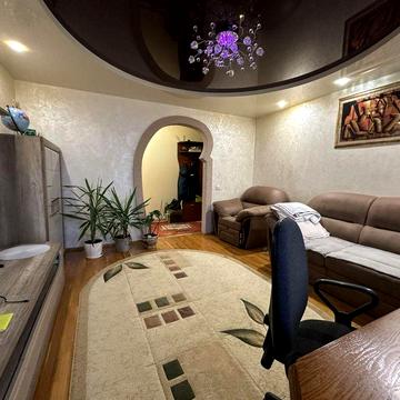 Трикімнатна. Ювілейний. Цегла