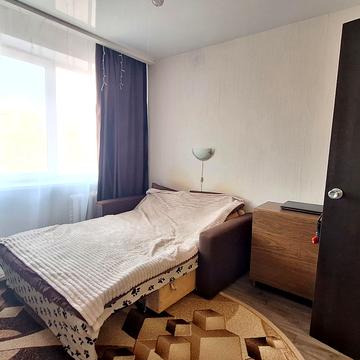 Добровольців пров., 10