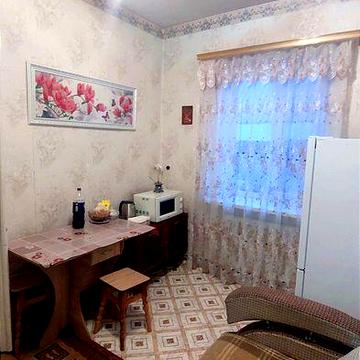 Здаються 2 затишні кімнати в будинку р-н Вороніна