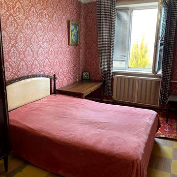 Здається 2х кімнатна квартира в центрі міста (Свято-Миколаївська)