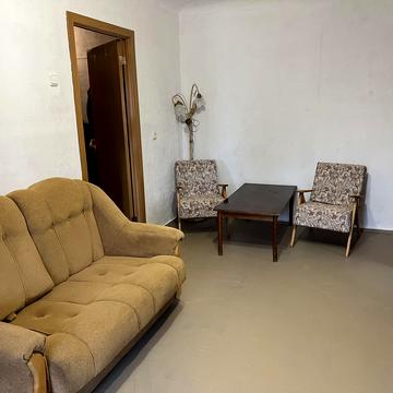 Вацлава Гавела бульв. (Івана Лепсе), 83