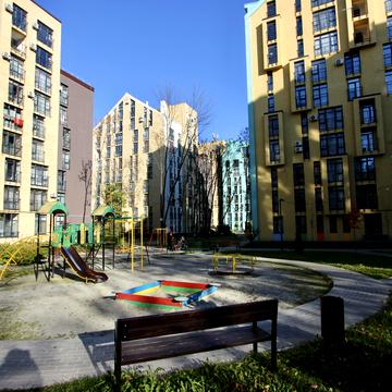 Стрийська вул., 111-Є