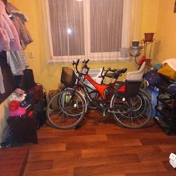 Продаж 3к Дім Героїв України (Московська) вулиця