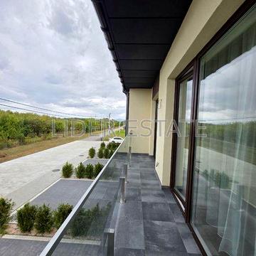 Продам мебльований 2-поверховий таунхаус