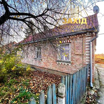 Будинок з ділянкою 51,6 сотих у с. Сирники 10 км до м.Луцьк