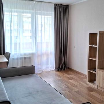 Дніпровська набережна вул., 5-А