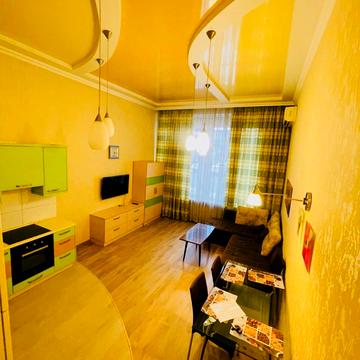 Літературна вул., 12