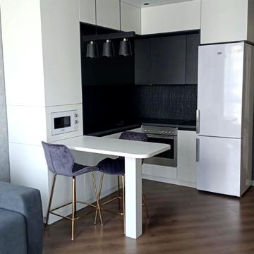 Європейського Союзу просп. (Правди), 51