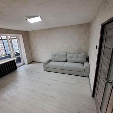 Вячеслава Чорновола просп. (), 14