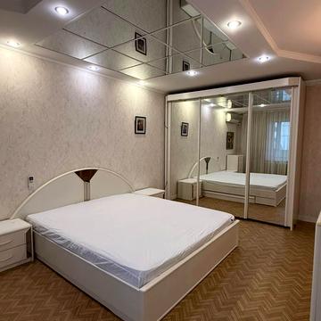 Приозерна вул., 10