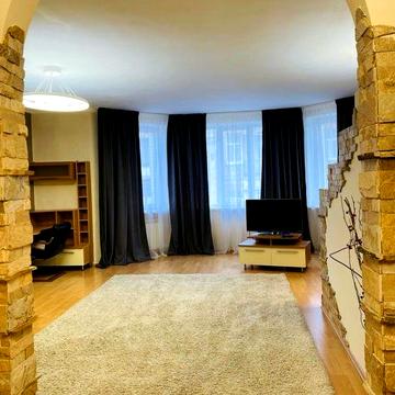 Оренда 1к-кв студія 59м2 Межигорская,28, Подол,Контрактова Площа. площ