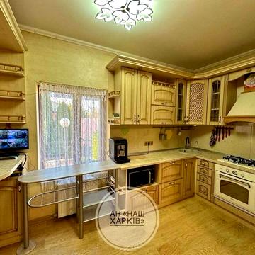 Польовий пров., 8