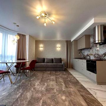 Анни Ахматової вул., 46