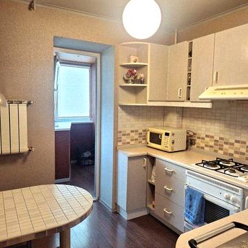 Здається 1-кімнатна квартира на вул. Автозаводська, 93