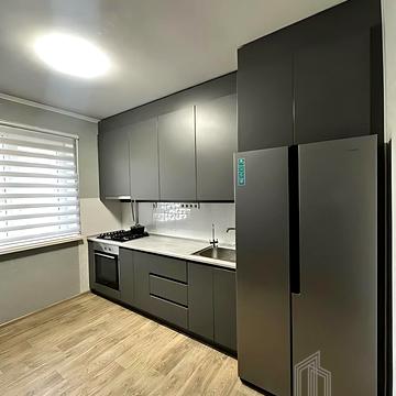 Микільсько-Слобідська вул., 4