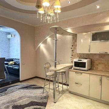 Продажа    квартиры   в центре  Одессы  / Мукачевский, 100м, без %