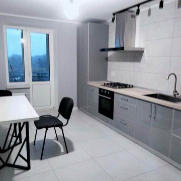 Поділ 1-о кімн.кв. в новому будинку з ремонтом