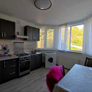 Оренда 2-х кімнтаної квартири, вул. Топольна, поруч ТЦ "Спартак"