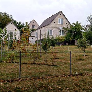 Добротний будинок для родини