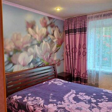 Елітна двокімнатна квартира в центрі у Кегичівці продається