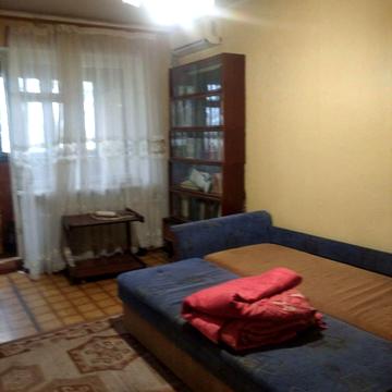 Цегельнозаводська вул., 2